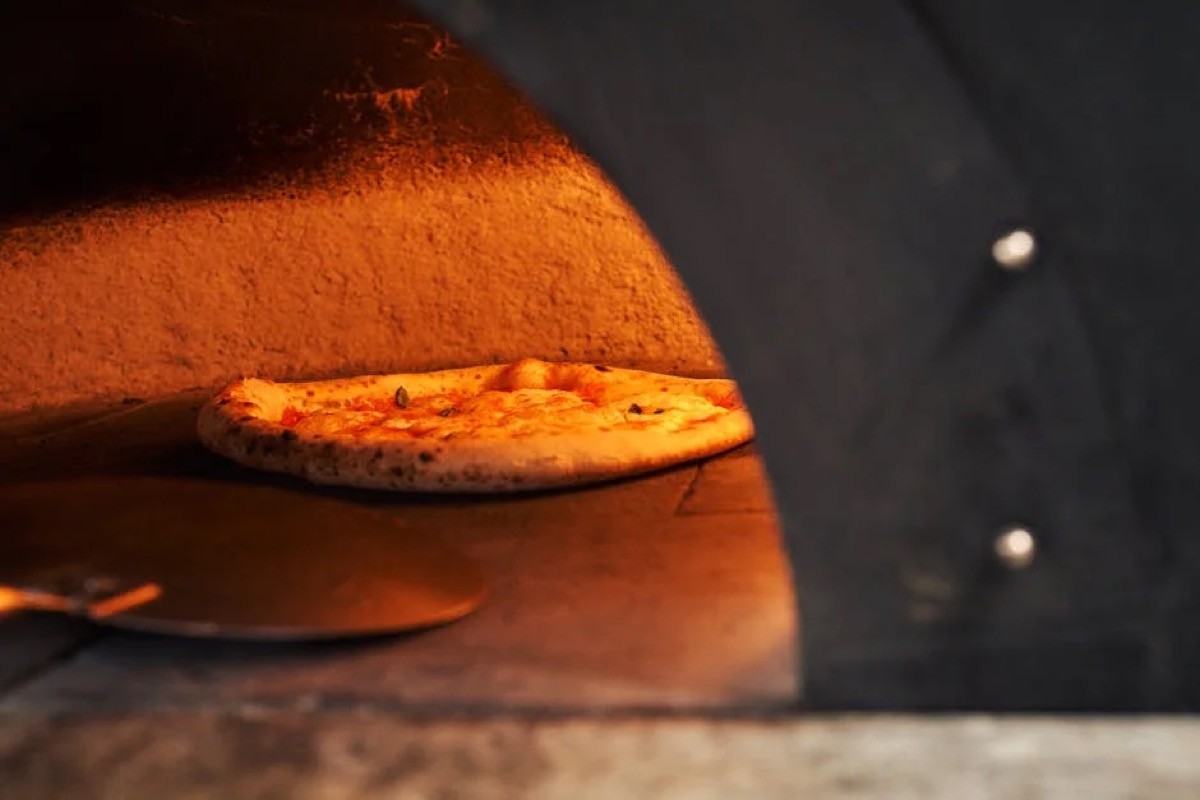 Outdoor Pizza Oven Table Buyer's Guide: Top Picks Reviewed