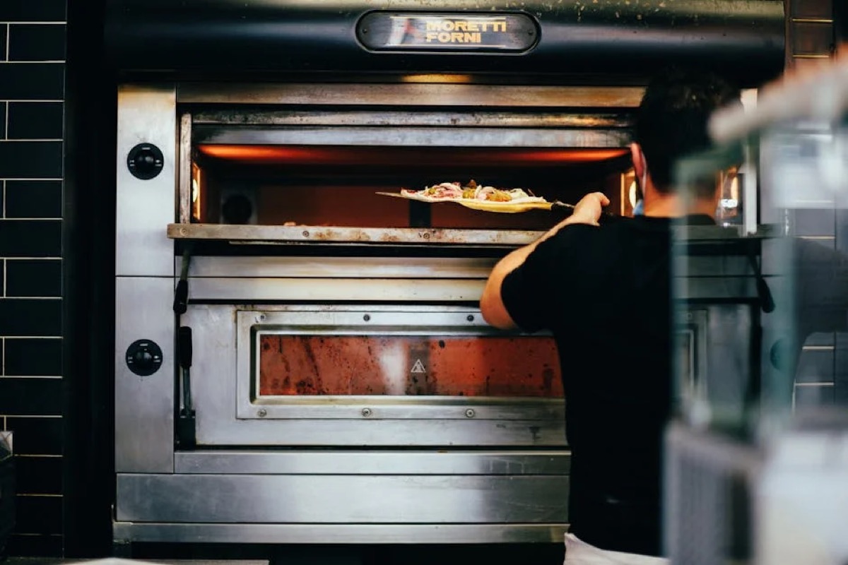 Pizza Stone for Grill Buyer's Guide: Top Picks Reviewed